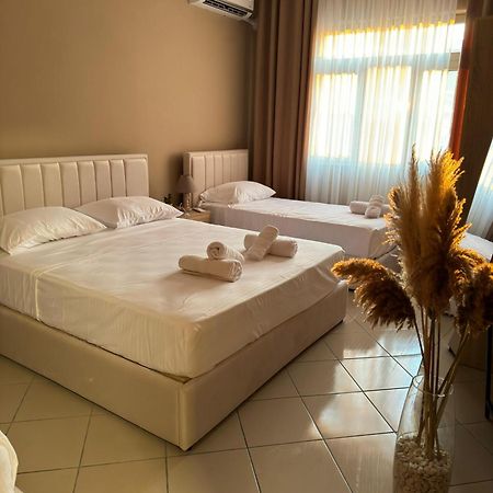 Erli Apartment Shkodër Buitenkant foto