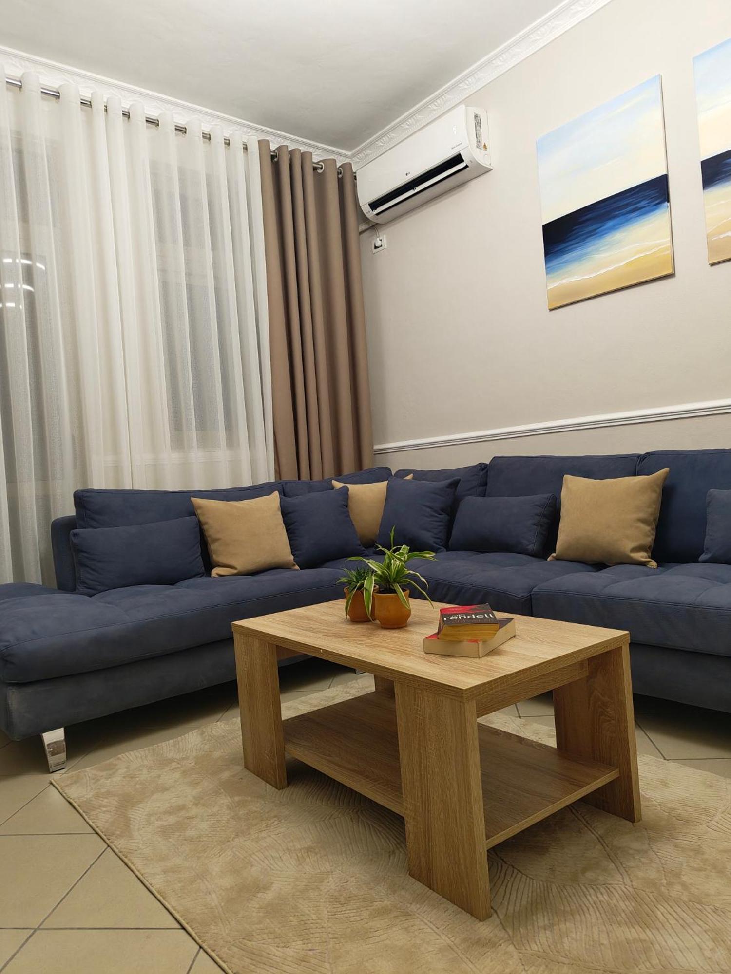 Erli Apartment Shkodër Buitenkant foto