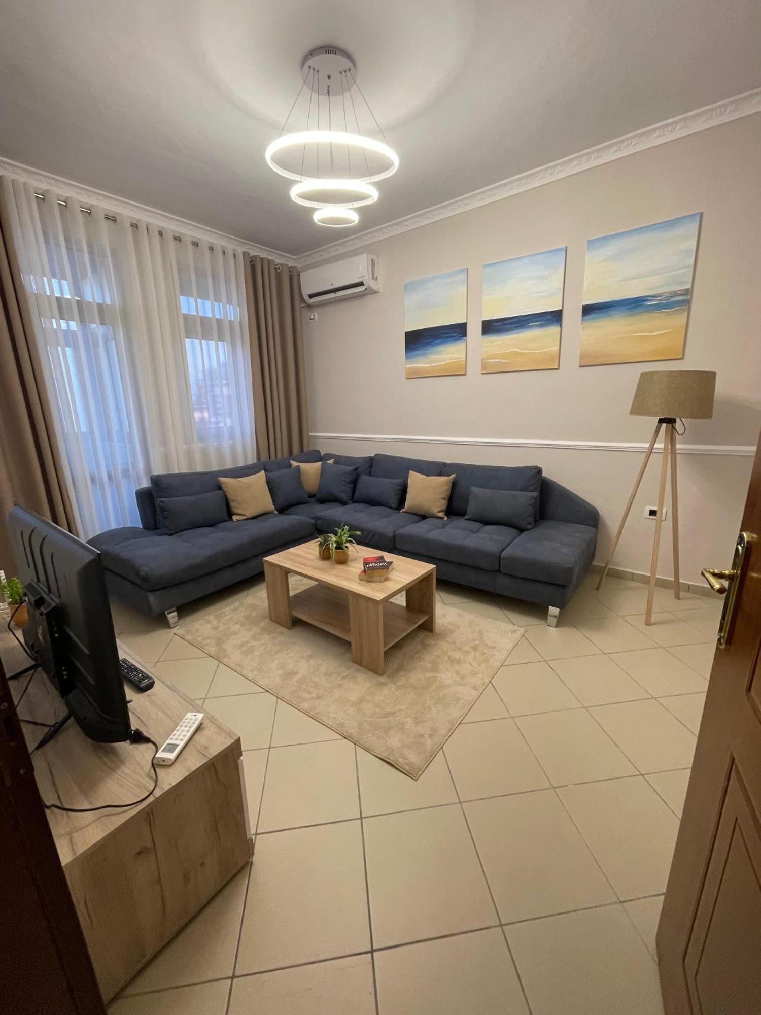 Erli Apartment Shkodër Buitenkant foto