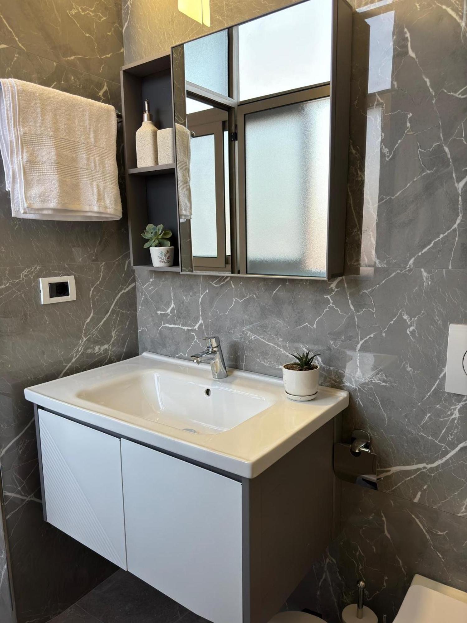 Erli Apartment Shkodër Buitenkant foto
