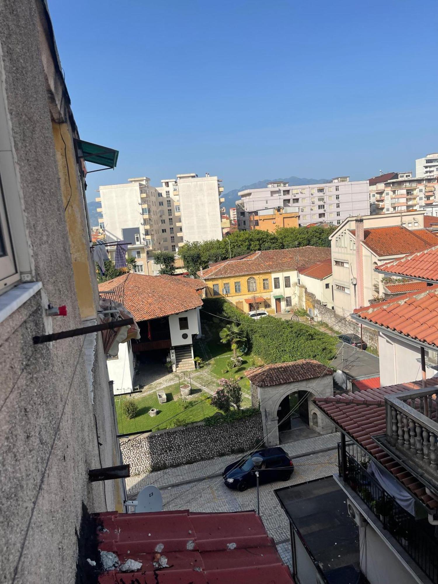 Erli Apartment Shkodër Buitenkant foto